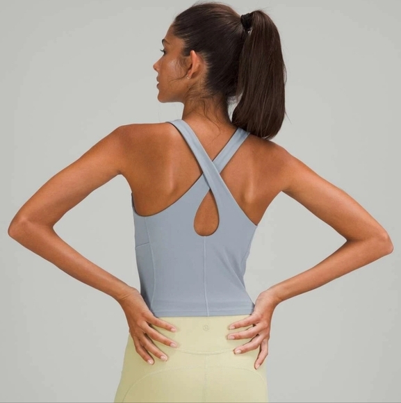 Lululemon Key To Balance Tank- Chambray. Size 14. No pads. - Picture 4 of 9